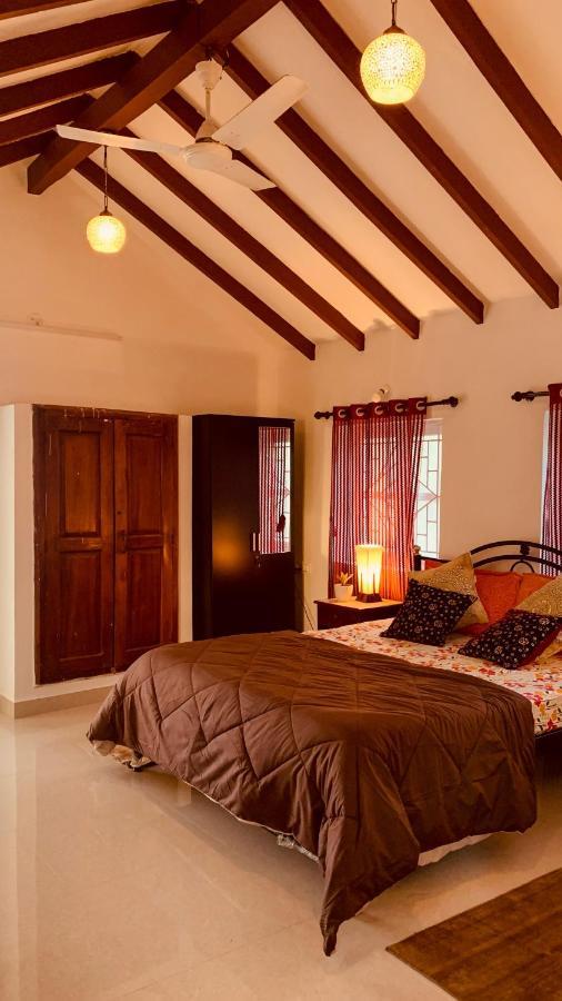 Portuguese Villa At Anjuna Beach By Goaround Homes Buitenkant foto