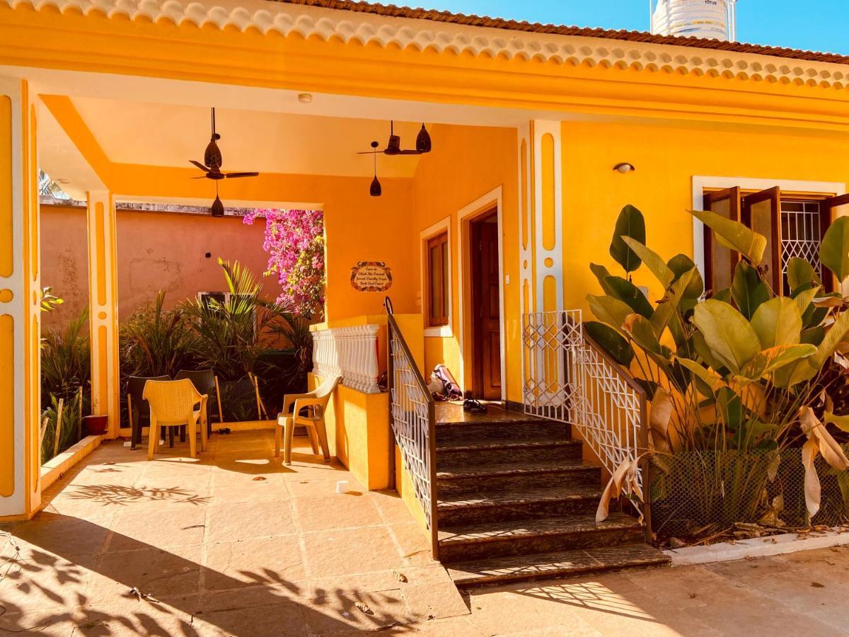 Portuguese Villa At Anjuna Beach By Goaround Homes Buitenkant foto