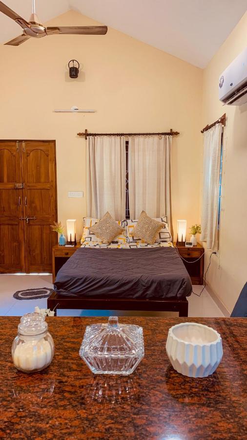 Portuguese Villa At Anjuna Beach By Goaround Homes Buitenkant foto