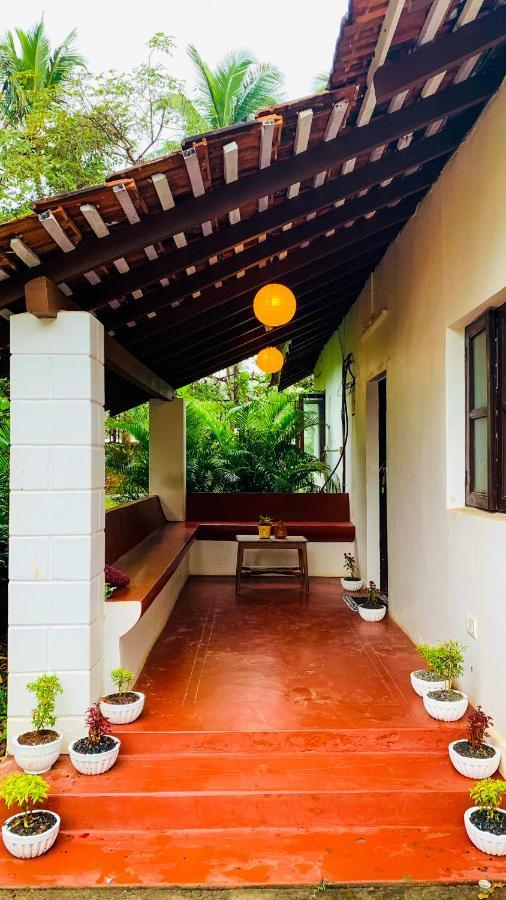 Portuguese Villa At Anjuna Beach By Goaround Homes Buitenkant foto